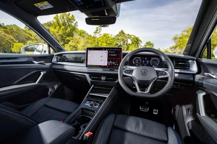 volkswagen-tayron-r-line-2-ae54