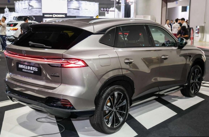 MG HS 2026 (2)