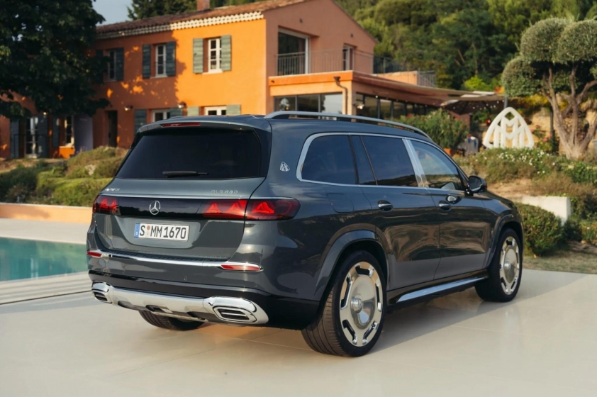 2026-Mercedes-Maybach-GLS-680-13-2048x1365
