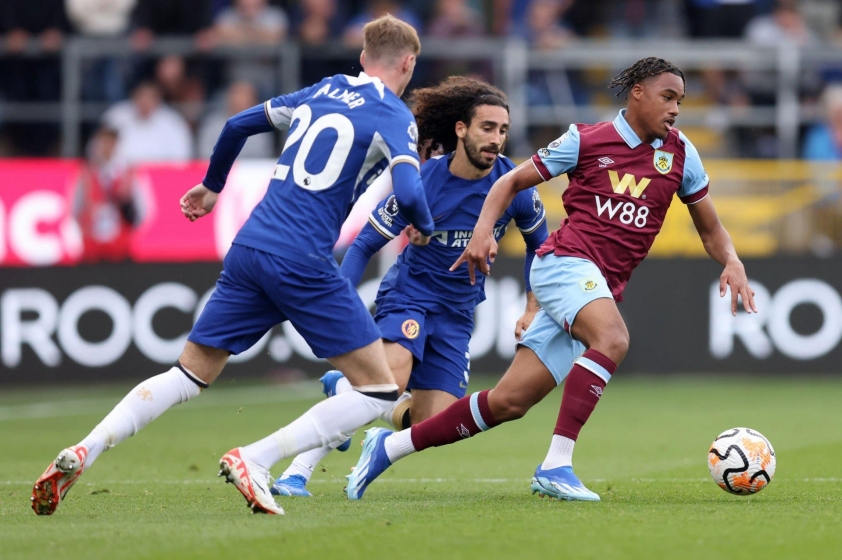 Chelsea ngược dòng đẳng cấp, vươn lên nửa trên BXH Ngoại hạng Anh 338311