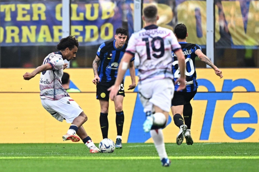 Tự ném lợi thế, Inter Milan nguy cơ mất ngôi đầu Serie A 338291