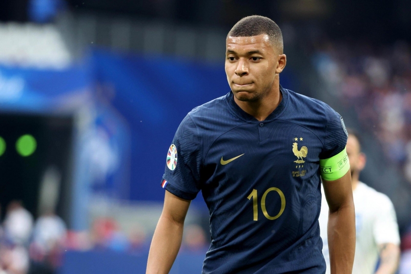 mbappe-roi-dt-phap-1697063919.jpg