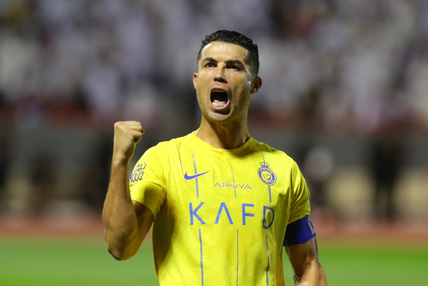 ronaldo-al-nassr-18-1698076805.jpg