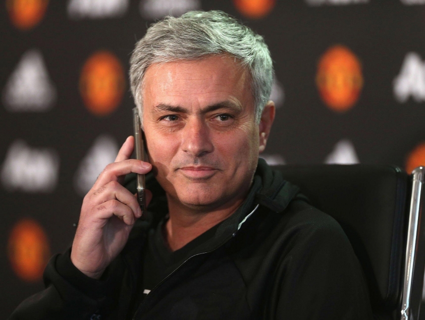 hlv-jose-mourinho-mu.jpg