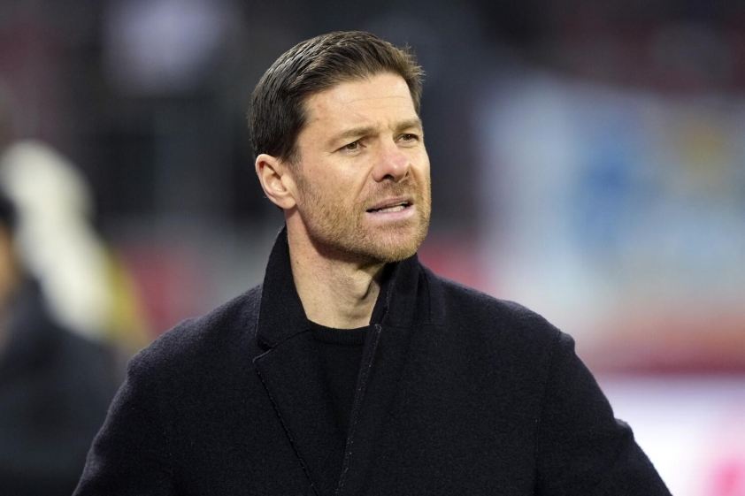 chelsea-hlv-xabi-alonso-1707125051.jpg
