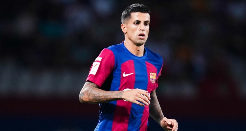 1200-l-bara-cancelo-jai-fait-un-trs-mauvais-match-la-raction-surprenante-du-hros-du-soir-1710991769-103544