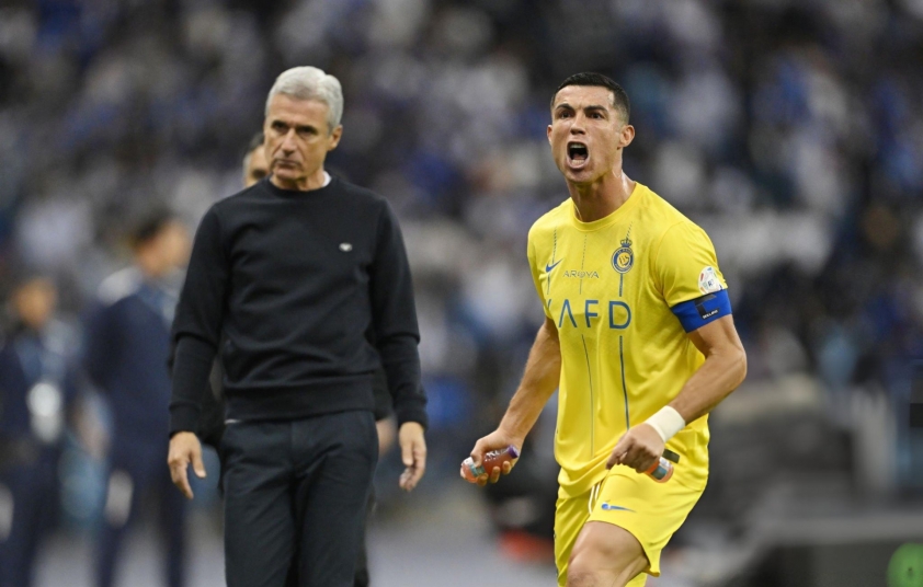 Ronaldo vào cuộc, Al Nassr ra quyết định về vị trí 'ghế nóng' 516818