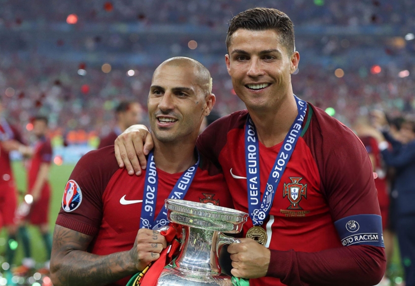 Ronaldo, Quaresma 'tái xuất' ở đội U14 Sporting 555992