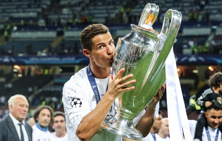 Chuyên gia chỉ điều Mbappe cần làm để 'nối gót' Ronaldo 559418