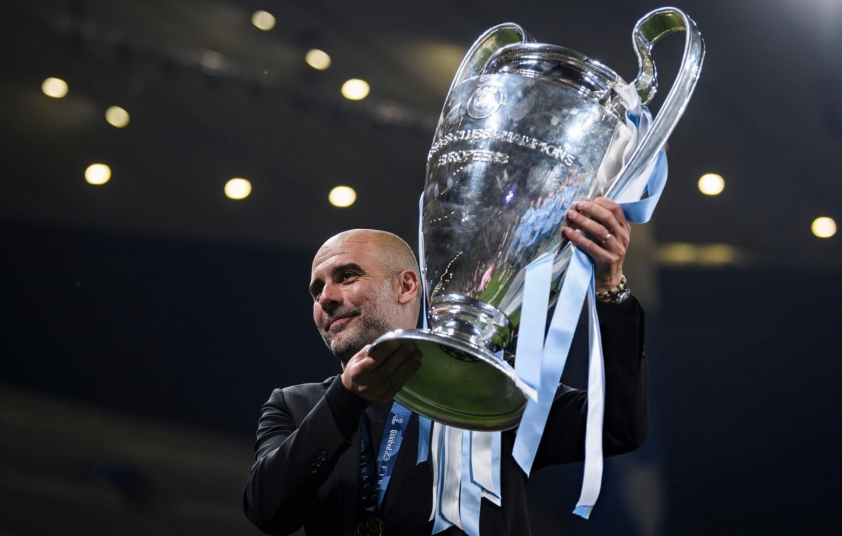 Pep Guardiola chốt tương lai tại Man City 558983