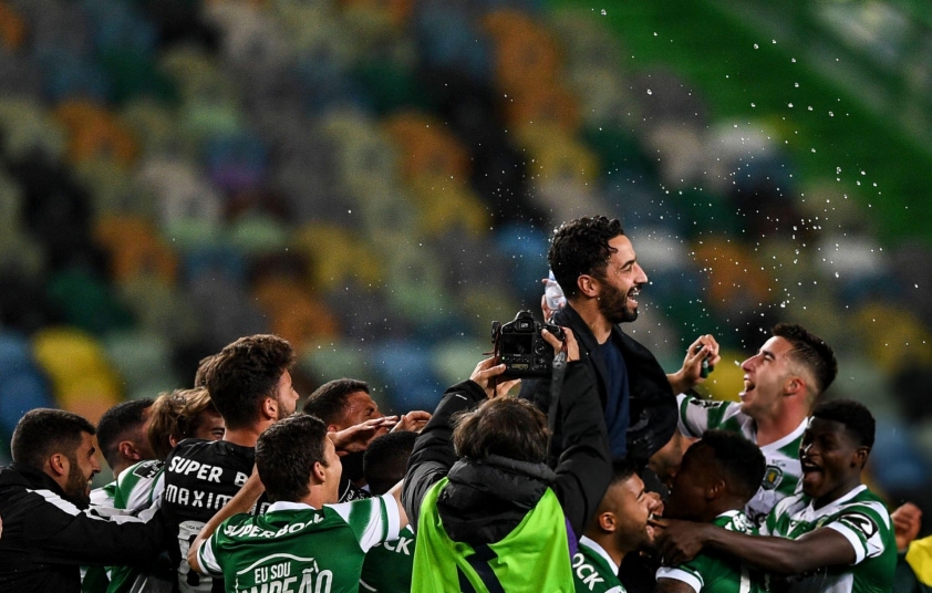 Bruno Fernandes tiết lộ điều đáng buồn về Amorim tại MU 603307