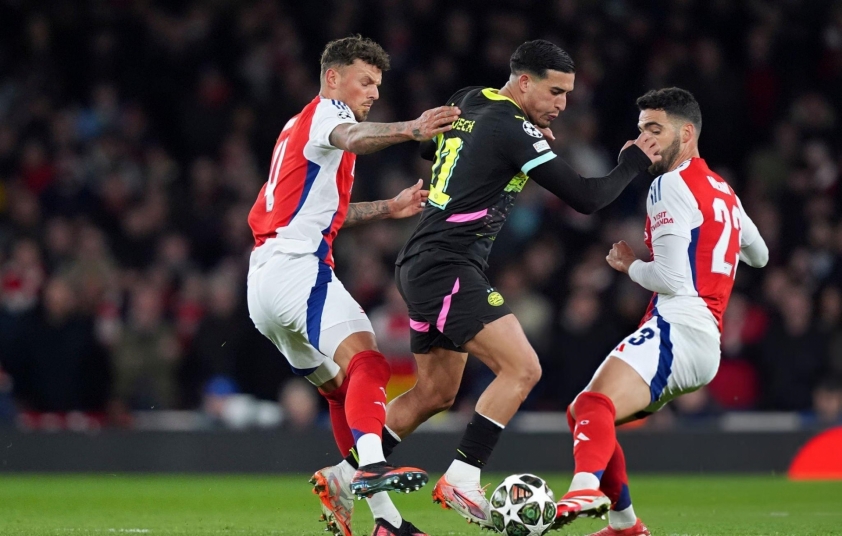 Arsenal nguy cơ mất hai trụ cột trước trận gặp PSG 625082