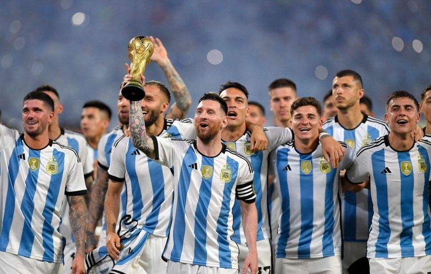 Lionel Messi hủy du đấu tại châu Á 631750