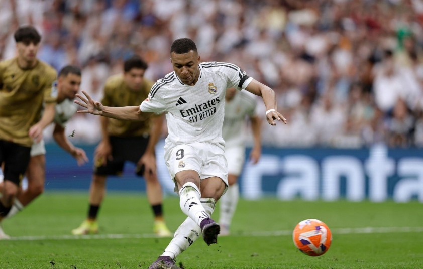 Mbappe lập cú đúp, Real thắng dễ ngày chia tay Modric và HLV Ancelotti 639694