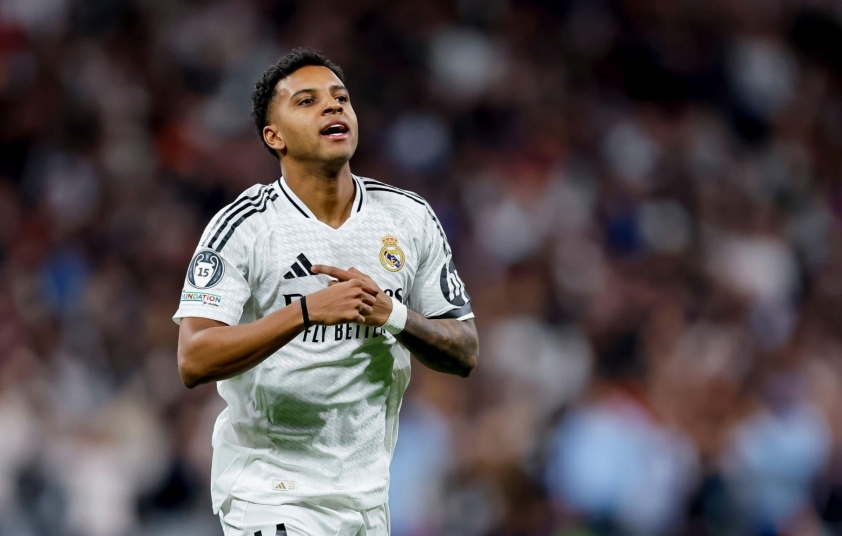 Xabi Alonso muốn Real chiêu mộ tiền đạo từng sánh ngang Ronaldo 641967