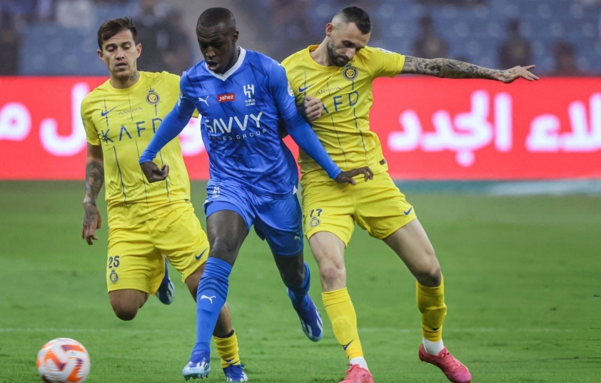 Al Nassr có hành động khiến Ronaldo 'nóng mặt' 3 Al Nassr có động thái khiến Ronaldo 'nóng mắt' 644482