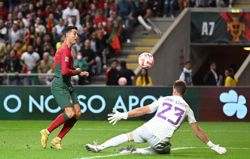 Sao Tây Ban Nha mong mỏi từ 1 điều từ Ronaldo ở chung kết 646165