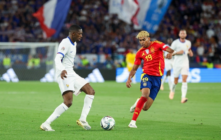 Ronaldo chỉ thẳng tiêu chí giành Quả bóng Vàng 646371