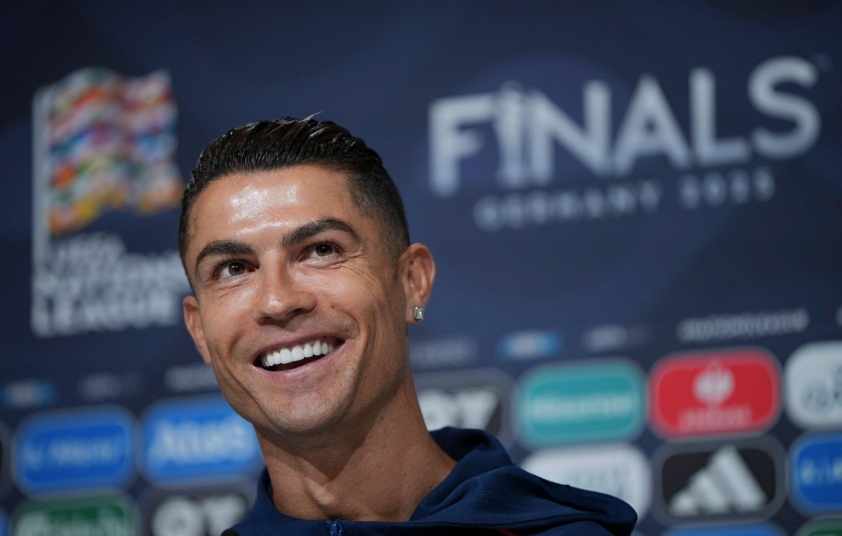 Ronaldo chỉ thẳng tiêu chí giành Quả bóng Vàng 646370