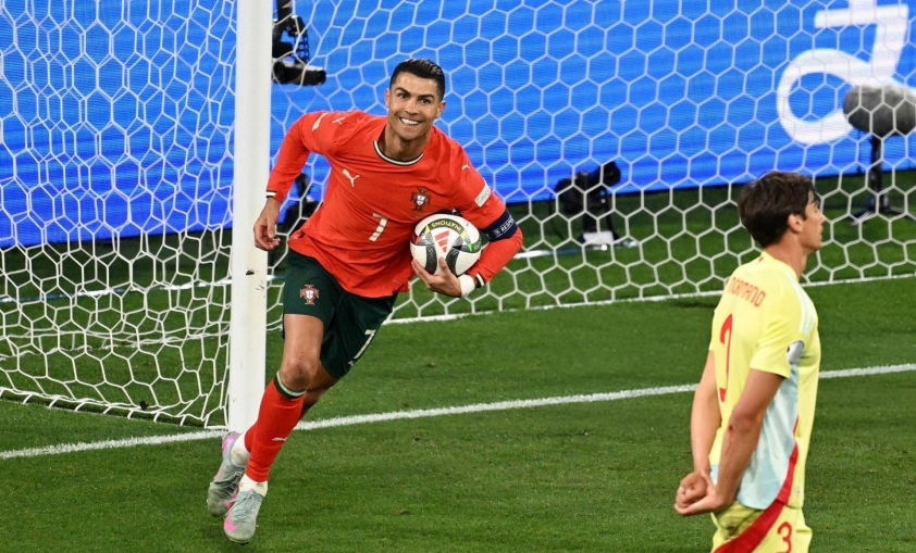 Ronaldo lập kỷ lục khó san lấp tại Nations League 646908