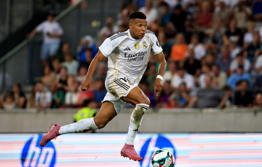 Mbappe lập cú đúp, Real vùi dập đội bóng nước Áo 683523