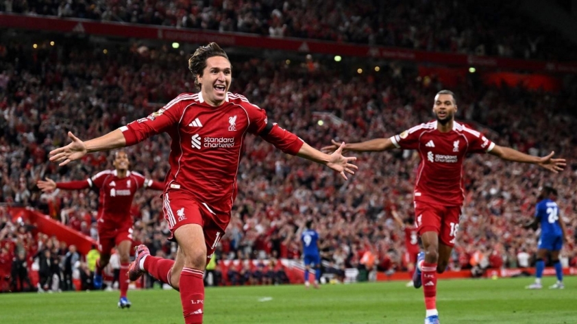 Federico Chiesa đi vào lịch sử Liverpool 685696