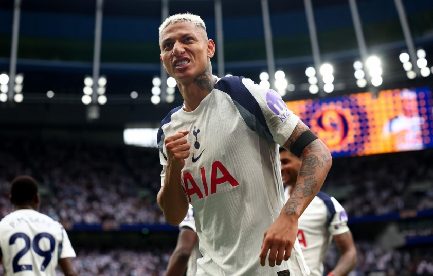 Trực tiếp Tottenham vs Burnley, 21h00 hôm nay 16/8 686212