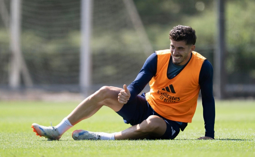 NÓNG: Tiền đạo chủ lực Arsenal dính chấn thương 688671