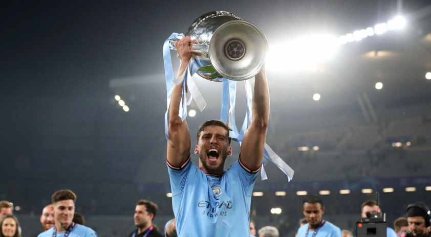 CHÍNH THỨC: Man City gia hạn 'siêu hậu vệ' đến năm 2029 690014