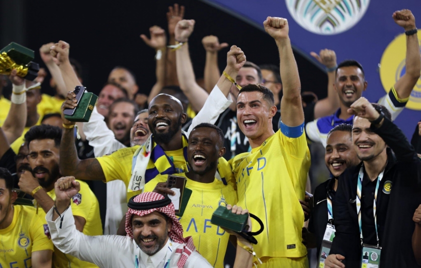 Thua luân lưu, Ronaldo đón thủ môn mới tại Al Nassr 691520