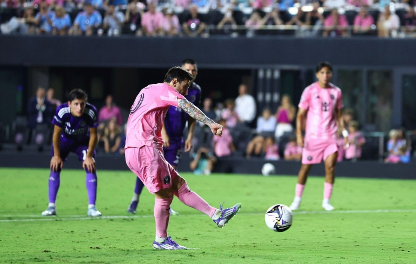 Messi ghi hai bàn, Inter Miami giành vé vào chung kết Leagues Cup 5 Messi lập cú đúp, Inter Miami vào chung kết Leagues Cup 693439