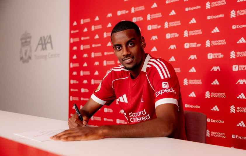 CHÍNH THỨC: Liverpool phá kỷ lục chuyển nhượng với Alexander Isak 696228