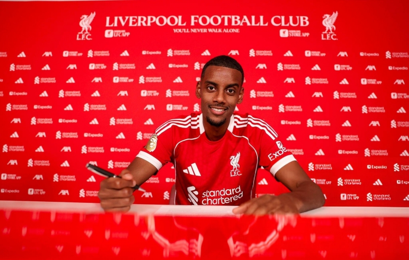 CHÍNH THỨC: Liverpool phá kỷ lục chuyển nhượng với Alexander Isak 696227