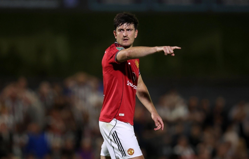 Rời MU, Harry Maguire sắp trở thành đối thủ Ronaldo 698311