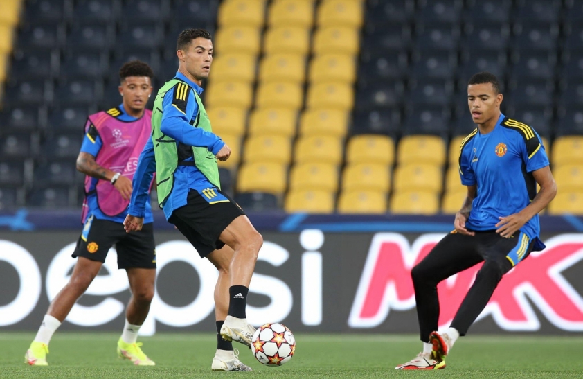 Phục tùng Ronaldo, Al Nassr chiêu mộ 'máy săn bàn' thượng hạng 699002