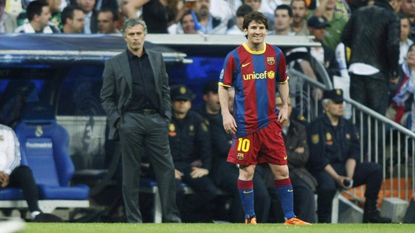 Gạt bỏ Ronaldo, Mourinho nêu tên 3 cầu thủ vĩ đại nhất 700405