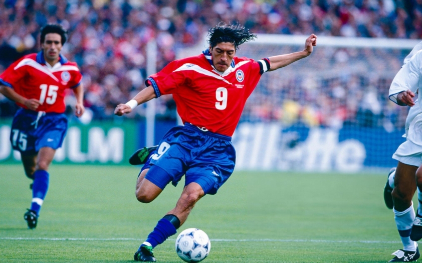 Messi lần đầu tiên đoạt danh hiệu tại VL World Cup