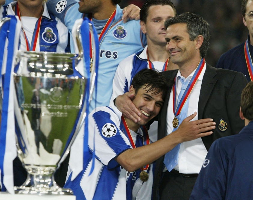 Jose Mourinho từng dẫn dắt Porto vô địch Champions League