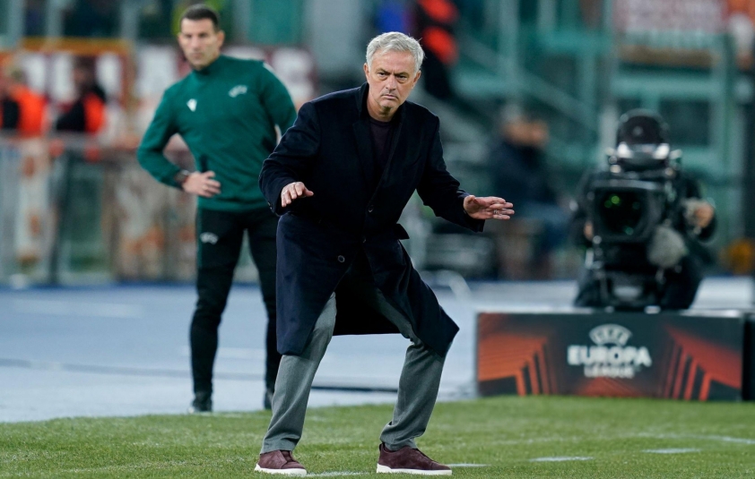 Trở lại Bồ Đào Nha, Mourinho phải tuân thủ quy định đặc biệt 706293