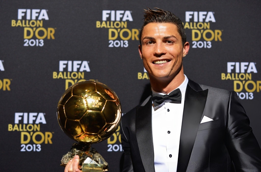 Ronaldo và Messi phản ứng gì về Quả bóng Vàng 2025? 709406