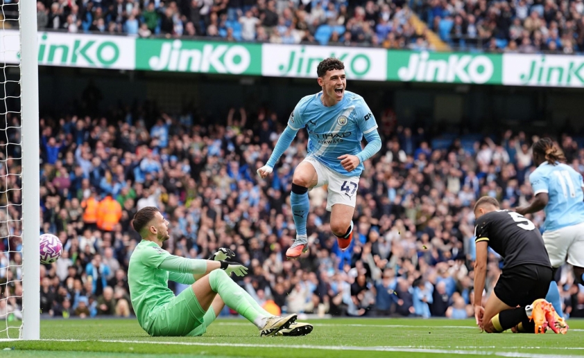 Haaland lập cú đúp, Man City dễ dàng hạ gục Burnley 5 Trực tiếp Man City 3-1 Burnley: Cách biệt nhân đôi 712315
