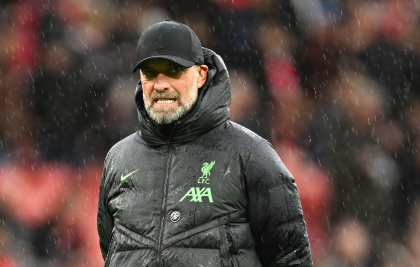 Jurgen Klopp nói thẳng việc thay thế huyền thoại MU 713523