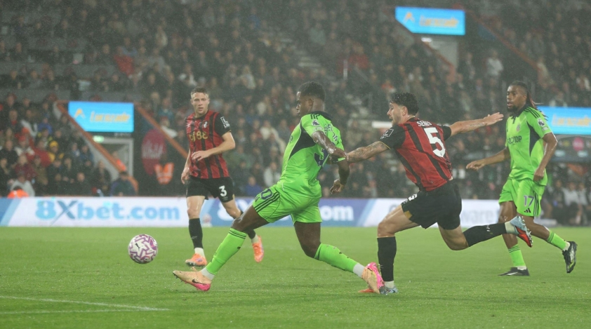 Đôi công hấp dẫn, Bournemouth ngược dòng hạ Fulham 715912