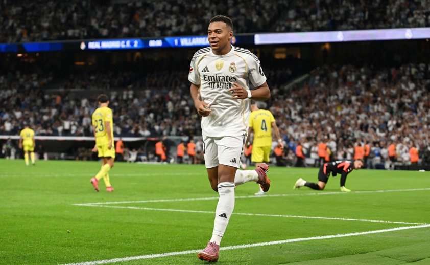 Tỏa sáng liên tiếp, Mbappe trả giá cực đắt 716469
