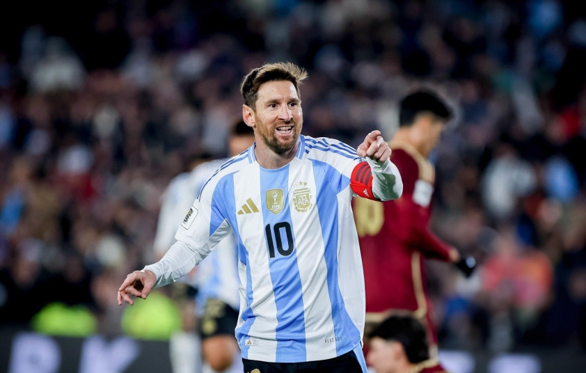 Messi tiếp tục đồng hành cùng ĐT Argentina