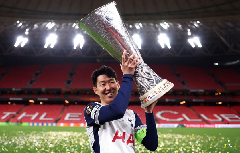Vượt qua Ronaldo, Son Heung-min giành giải thưởng danh giá tại châu Á 721615