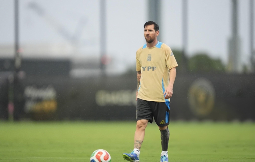 Messi báo tin không thể vui hơn tại ĐT Argentina 721781
