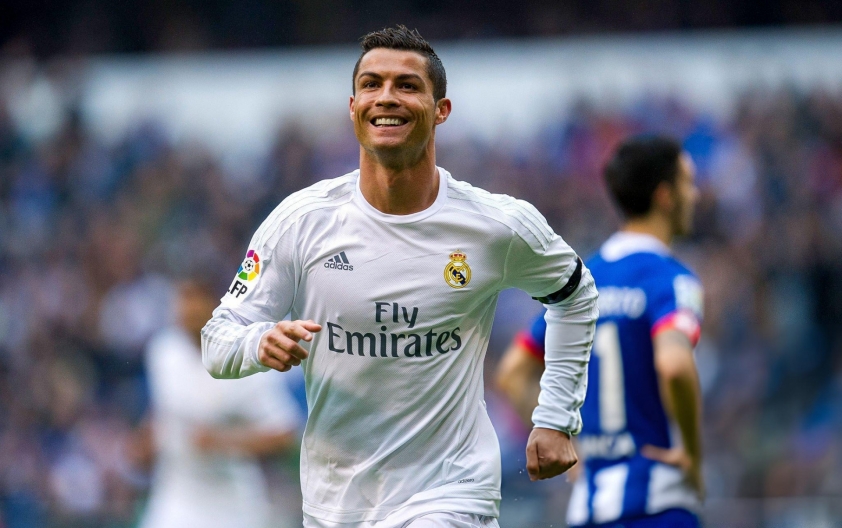 Ronaldo là chân sút vĩ đại nhất thế giới 723275