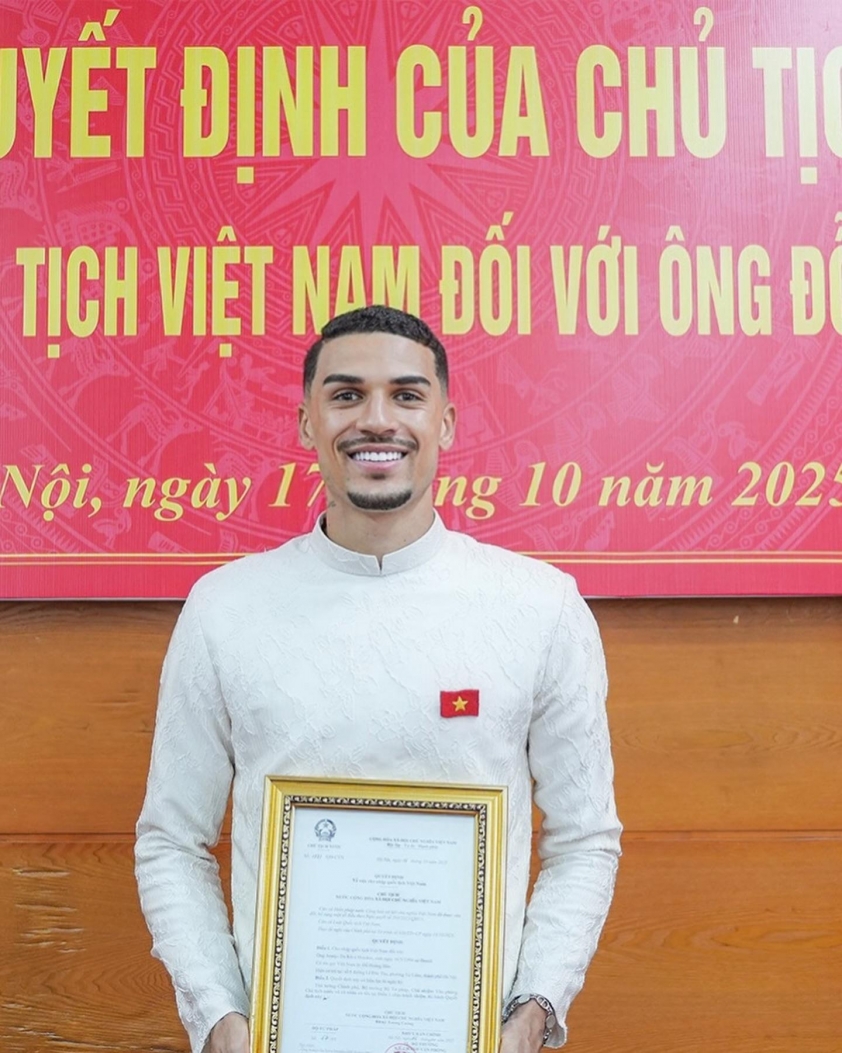 Hoàng Hên chia sẻ cảm xúc sau khi nhận quốc tịch Việt Nam 4 Hoàng Hên nói lời thật lòng sau khi có quốc tịch Việt Nam 724088