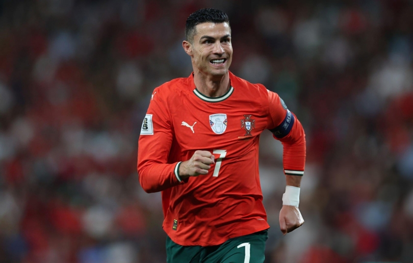Ronaldo không dám nhắn tin với đồng đội cũ tại MU 725379